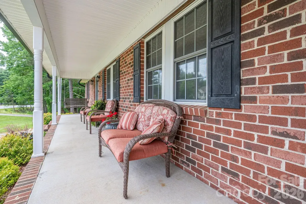 2479 Old Pond Drive Lincolnton NC 28092