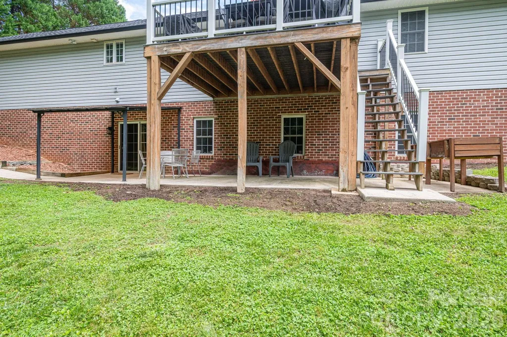 2479 Old Pond Drive Lincolnton NC 28092