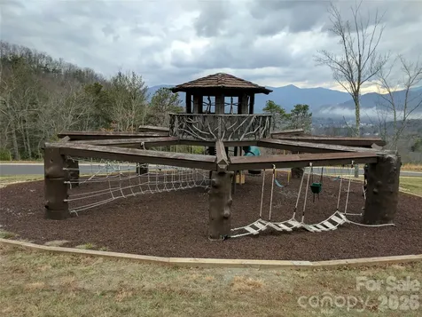 124 Settings Boulevard Black Mountain NC 28711