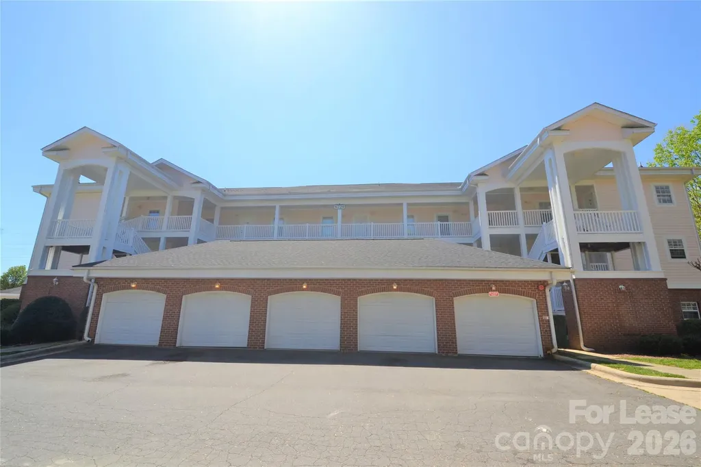 8751 Coralbell Lane Charlotte NC 28213