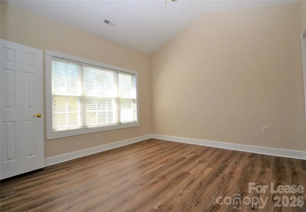 8751 Coralbell Lane Charlotte NC 28213