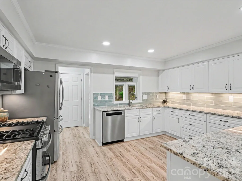 420 Brook Avenue SE Concord NC 28025