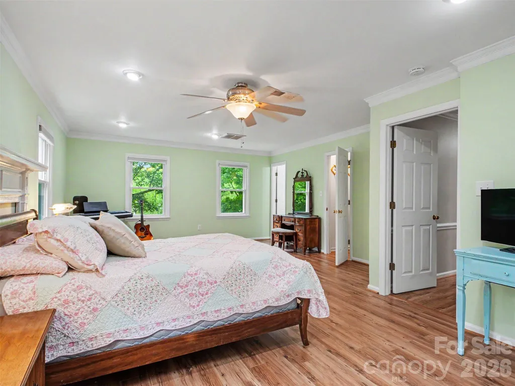 420 Brook Avenue SE Concord NC 28025