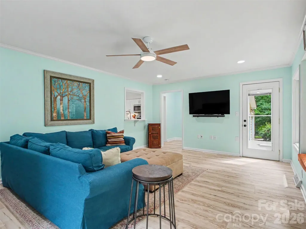 420 Brook Avenue SE Concord NC 28025