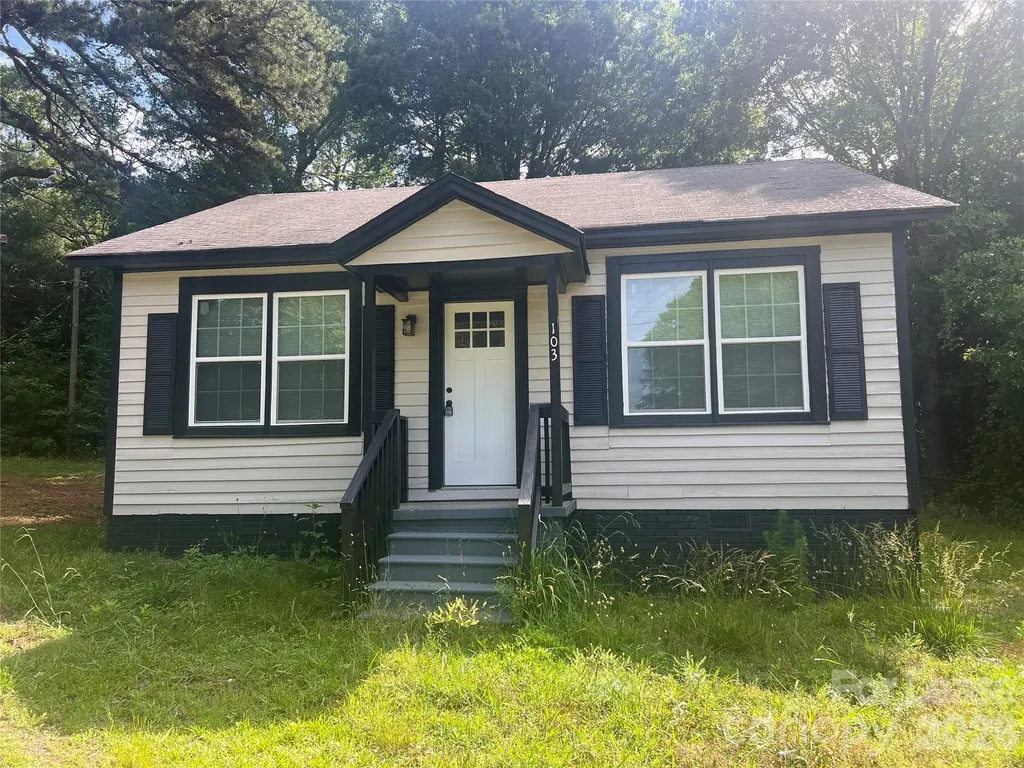 103 Neighborhood Street Lincolnton NC 28092
