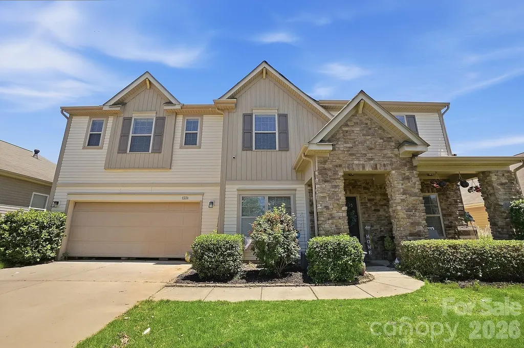 1231 Tranquil Falls Lane Matthews NC 28104