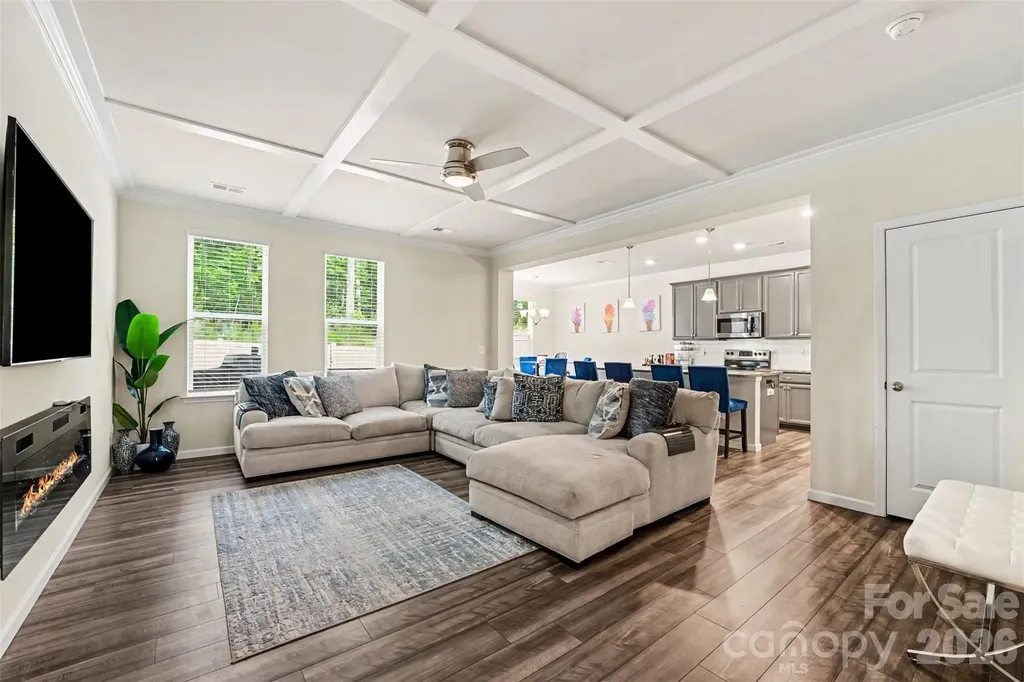 8216 Merryvale Lane Charlotte NC 28214
