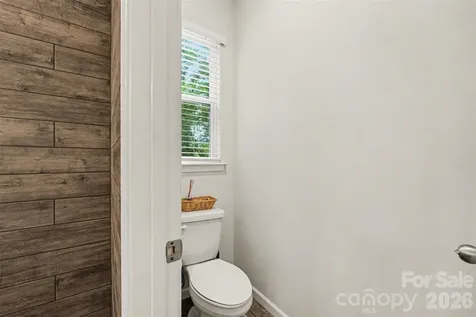 8216 Merryvale Lane Charlotte NC 28214
