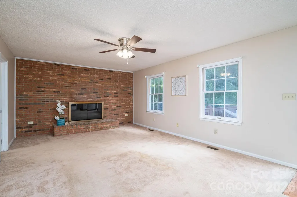 2302 Lowell Bethesda Road Gastonia NC 28056