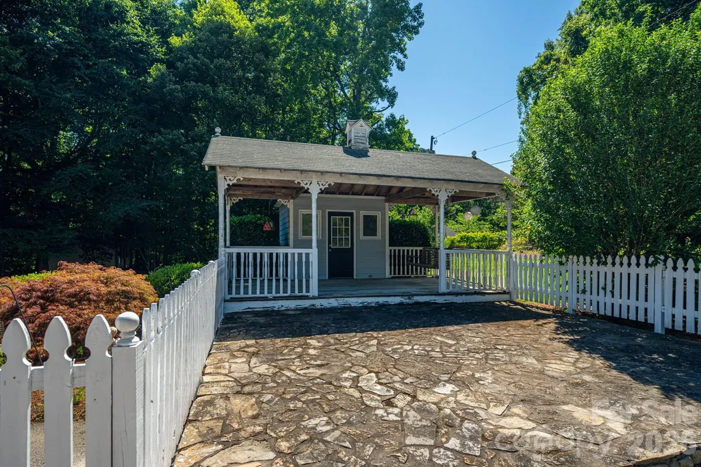 2302 Lowell Bethesda Road Gastonia NC 28056