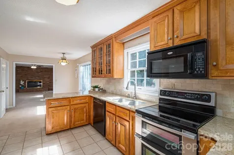2302 Lowell Bethesda Road Gastonia NC 28056