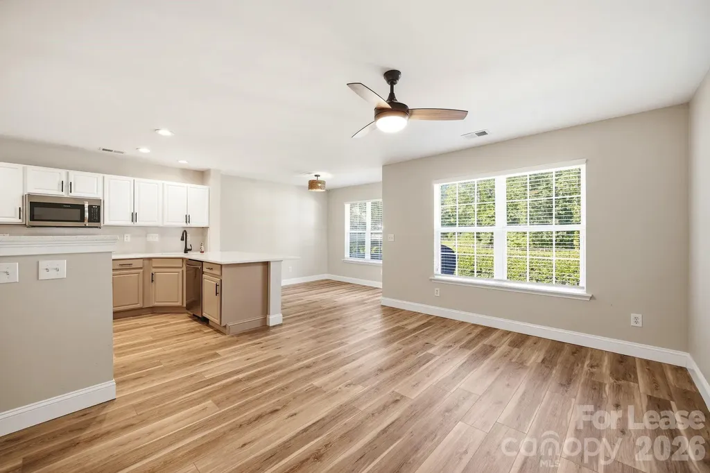 11112 Saintsbury Place Charlotte NC 28270