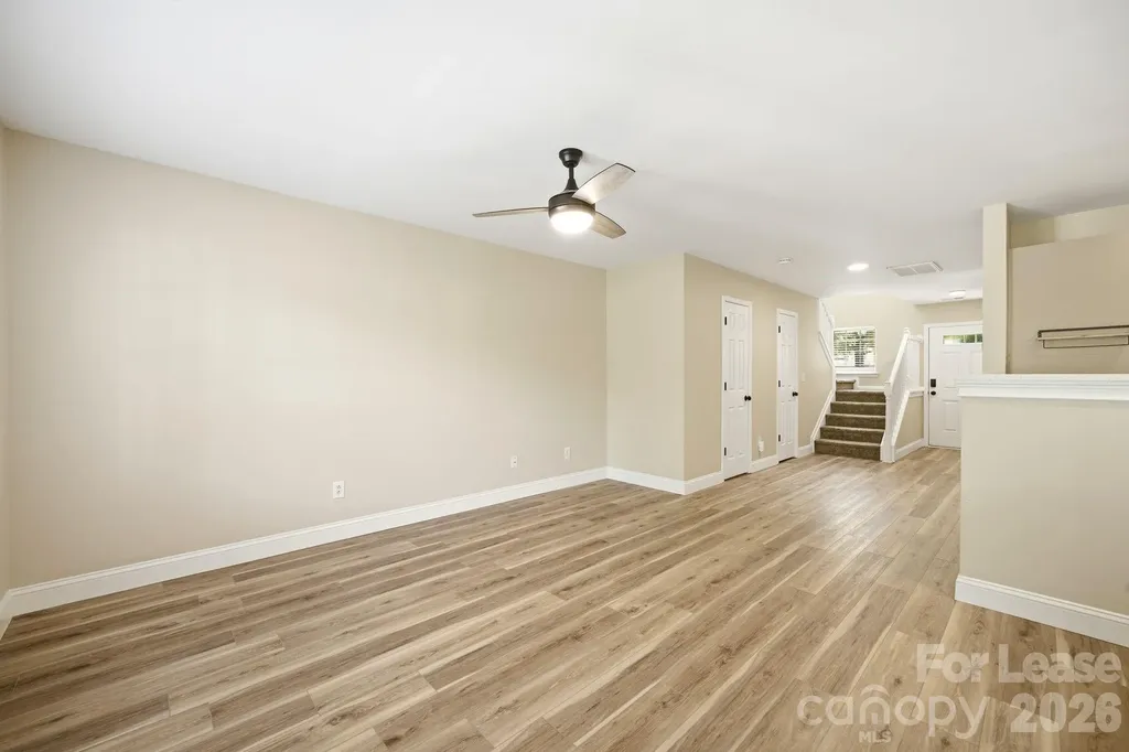 11112 Saintsbury Place Charlotte NC 28270
