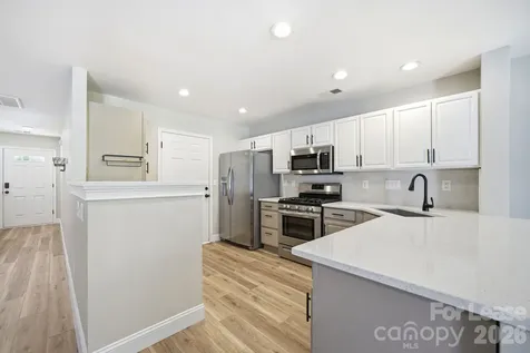 11112 Saintsbury Place Charlotte NC 28270