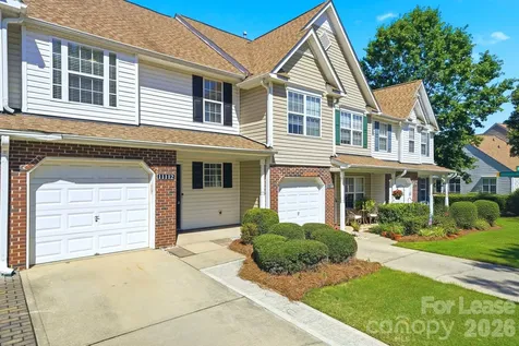 11112 Saintsbury Place Charlotte NC 28270