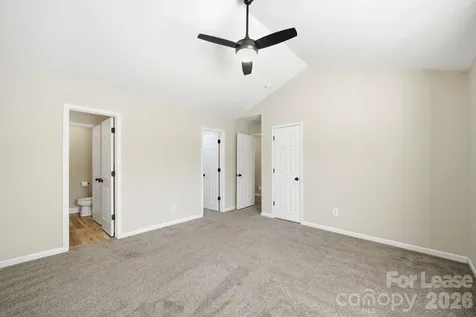 11112 Saintsbury Place Charlotte NC 28270