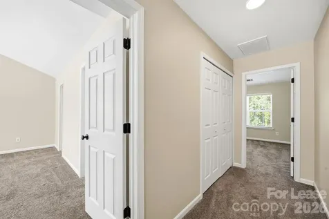 11112 Saintsbury Place Charlotte NC 28270