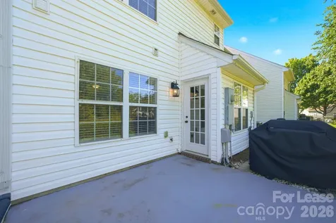 11112 Saintsbury Place Charlotte NC 28270