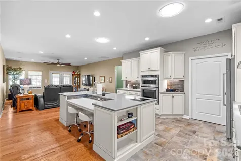 107 Summrow Court Mooresville NC 28115