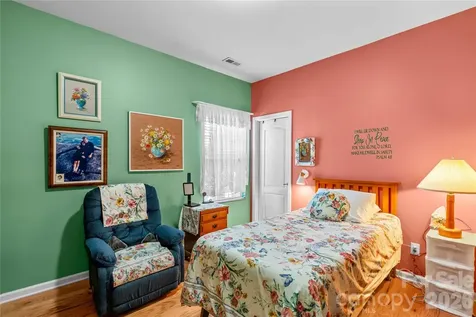 107 Summrow Court Mooresville NC 28115