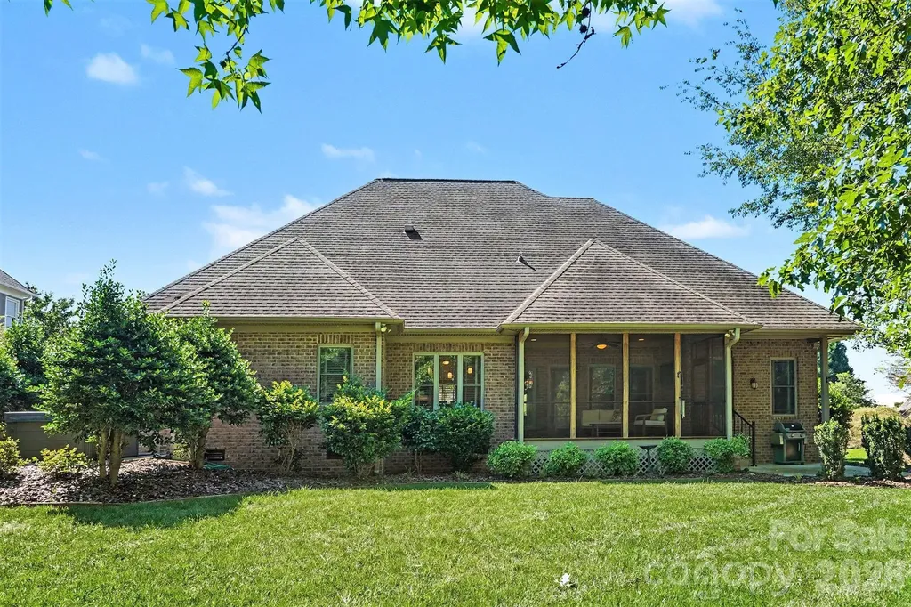 198 Windemere Isle Road Statesville NC 28677
