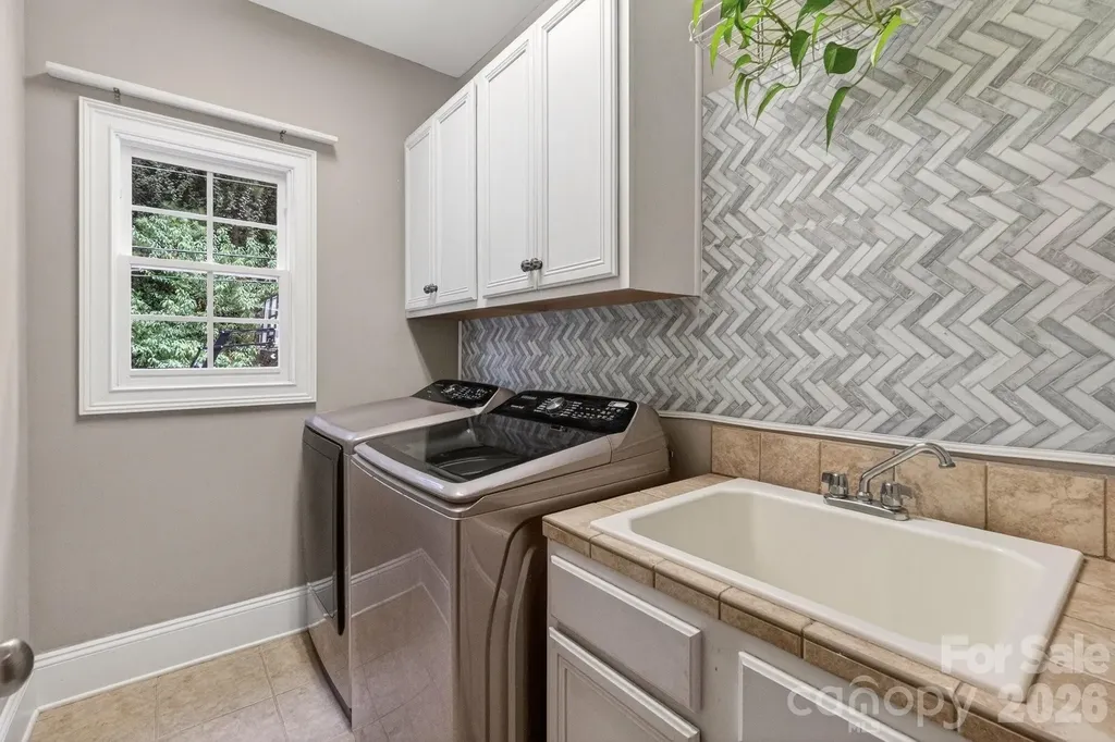 173 Yellow Jacket Circle Mooresville NC 28117