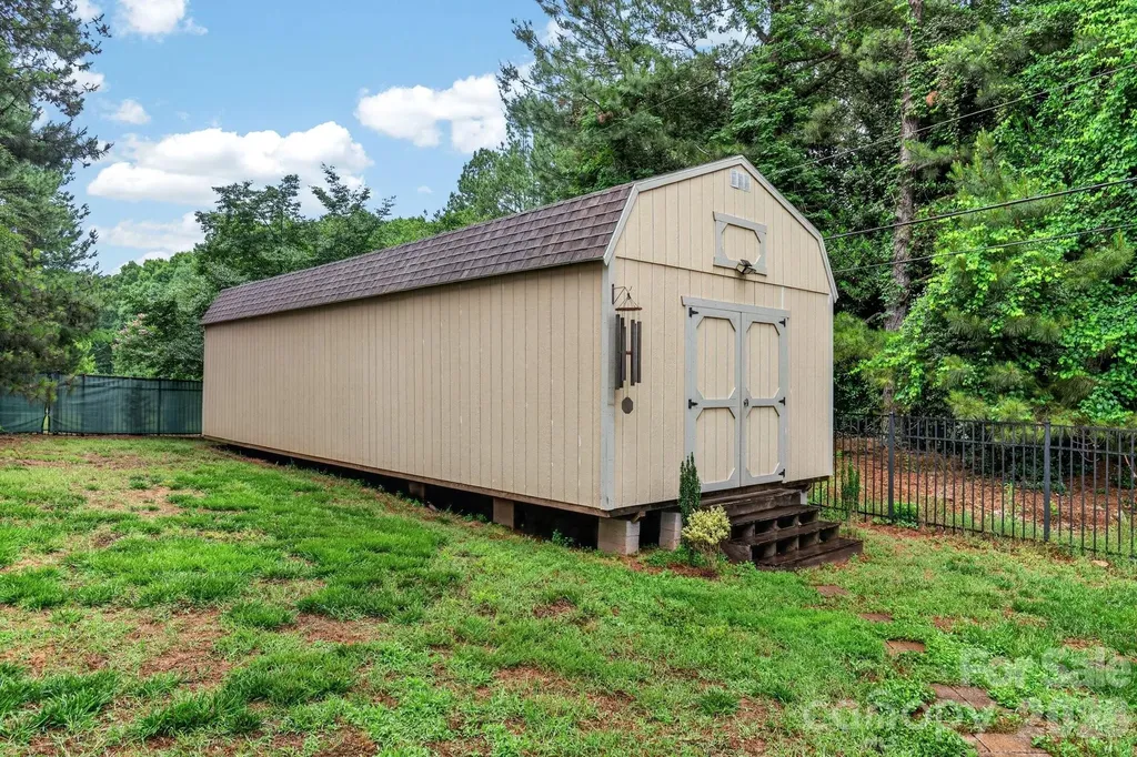 173 Yellow Jacket Circle Mooresville NC 28117