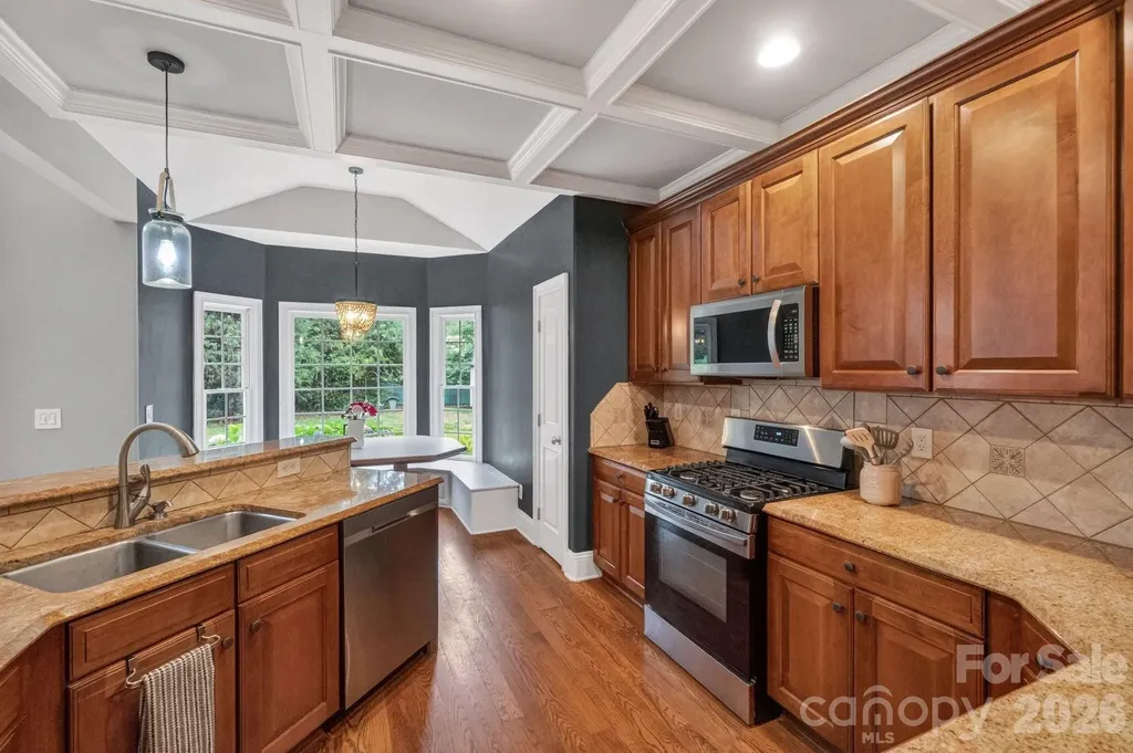 173 Yellow Jacket Circle Mooresville NC 28117