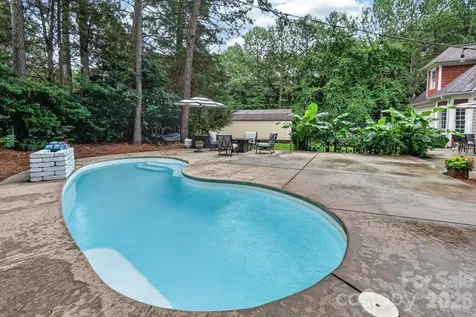 173 Yellow Jacket Circle Mooresville NC 28117