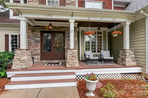 173 Yellow Jacket Circle Mooresville NC 28117