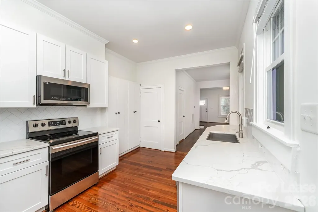 2110 Dartmouth Place Charlotte NC 28207