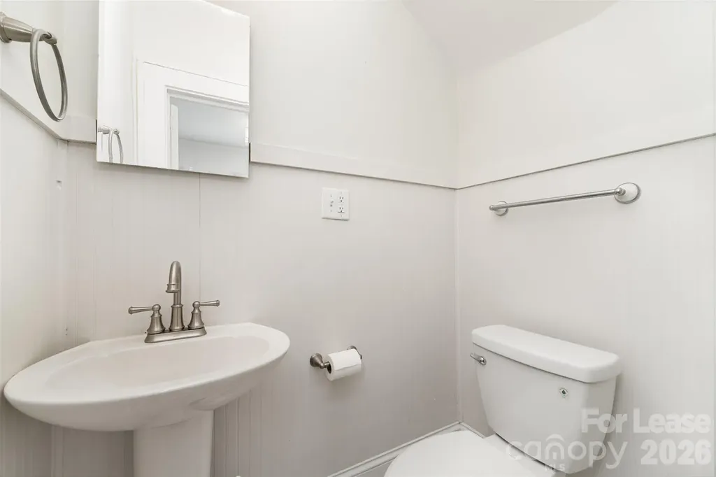 2110 Dartmouth Place Charlotte NC 28207