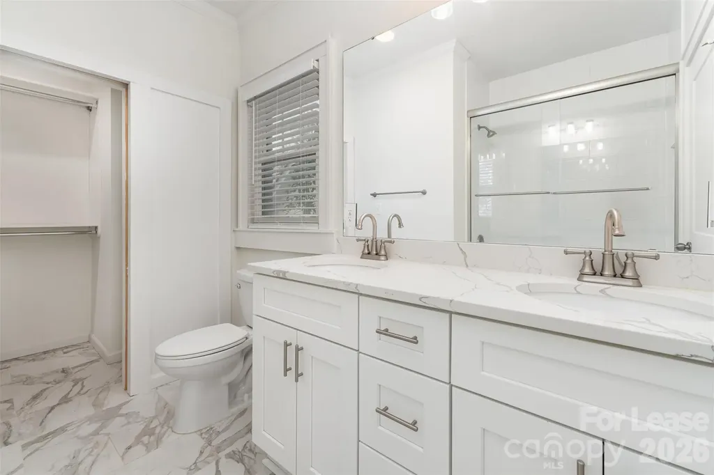 2110 Dartmouth Place Charlotte NC 28207