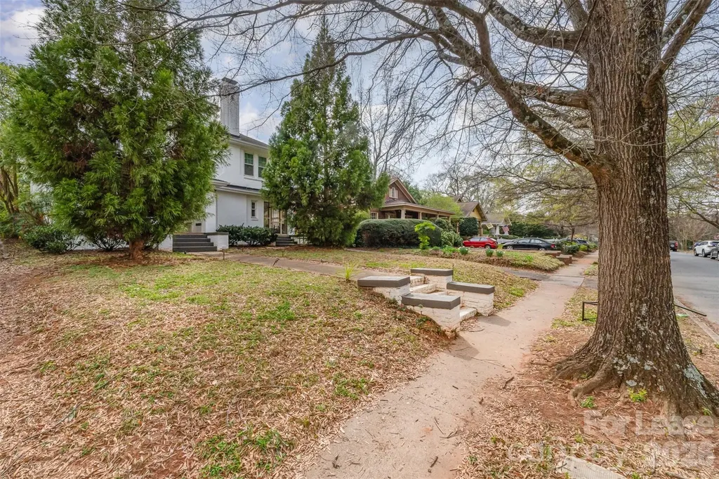2110 Dartmouth Place Charlotte NC 28207