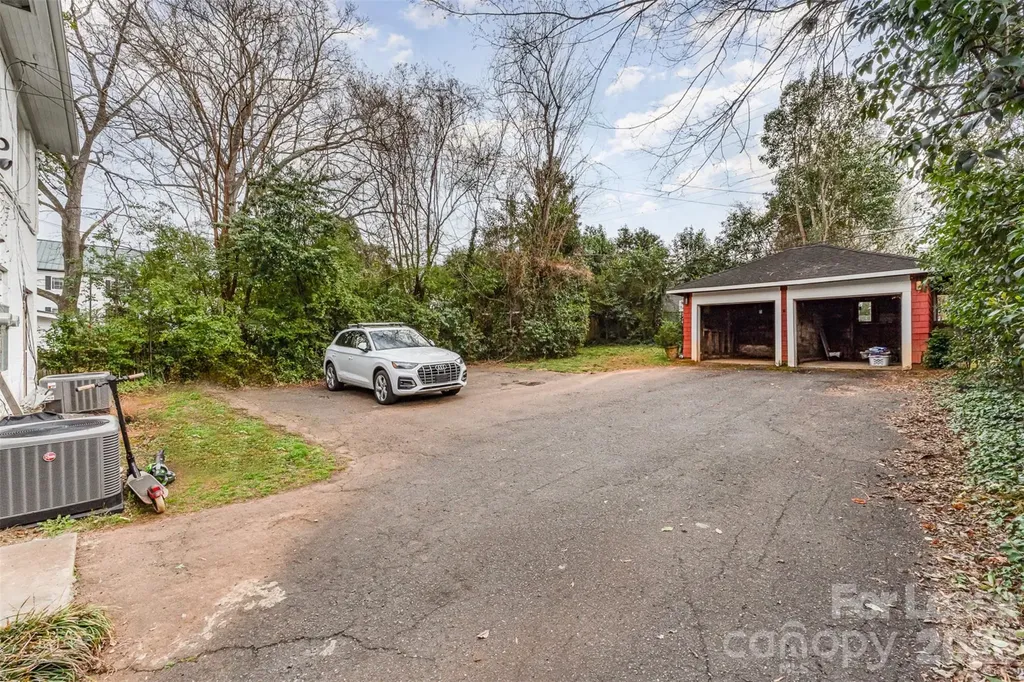 2110 Dartmouth Place Charlotte NC 28207