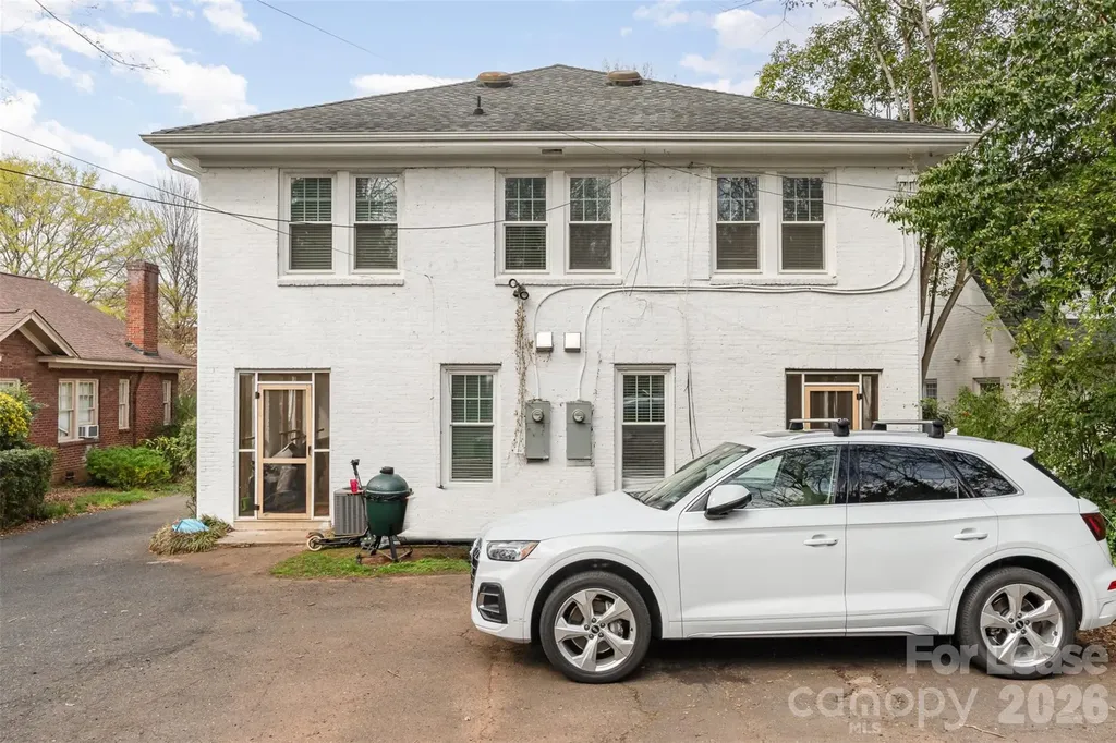 2110 Dartmouth Place Charlotte NC 28207