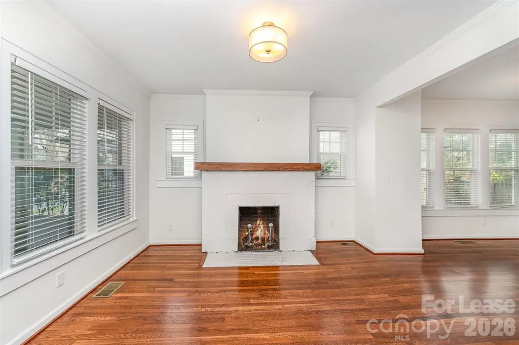2110 Dartmouth Place Charlotte NC 28207