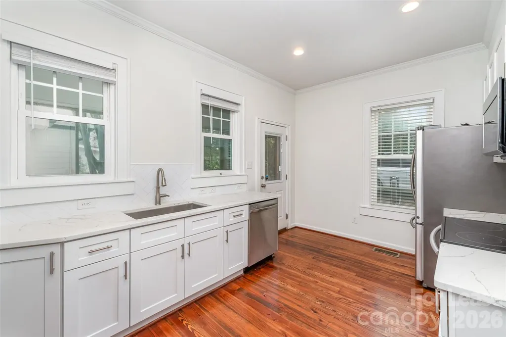 2110 Dartmouth Place Charlotte NC 28207