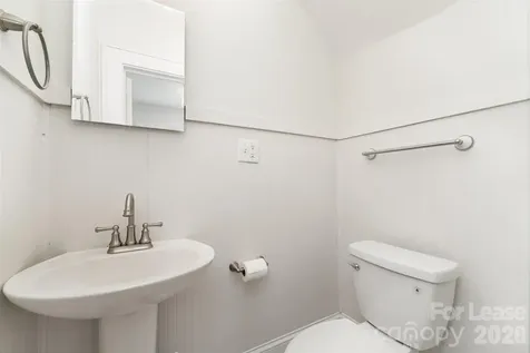 2110 Dartmouth Place Charlotte NC 28207