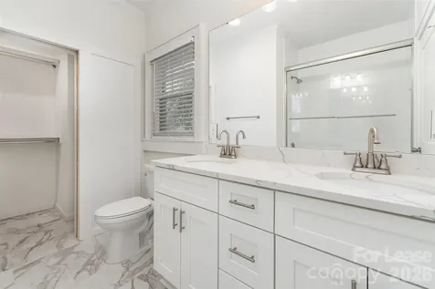 2110 Dartmouth Place Charlotte NC 28207