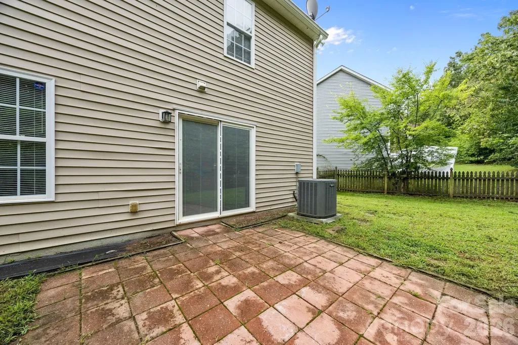 10609 Spring Rain Court Charlotte NC 28278