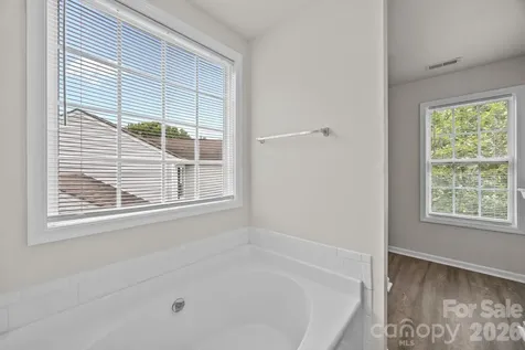 10609 Spring Rain Court Charlotte NC 28278