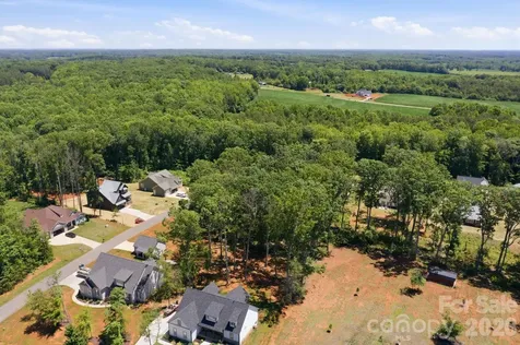 3180 Timber Run Lane Maiden NC 28650