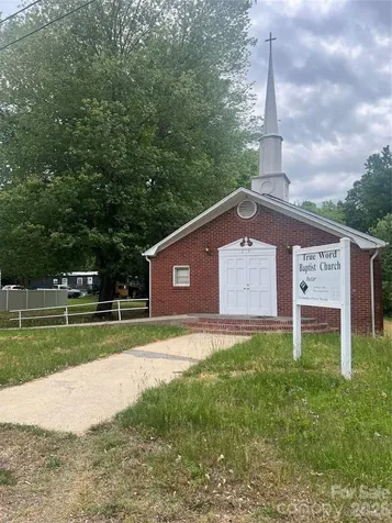 219 Jackson Avenue Lexington NC 27295