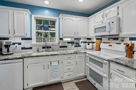 10821 S Hampton Drive Charlotte NC 28227