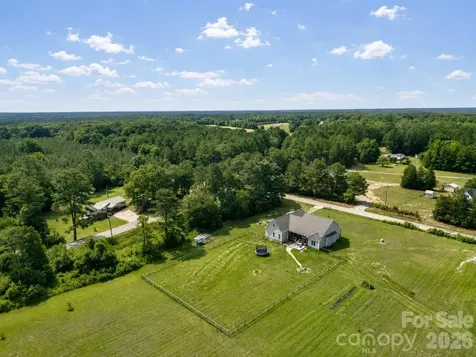 4653 Simpson Road Edgemoor SC 29712