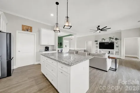 4653 Simpson Road Edgemoor SC 29712
