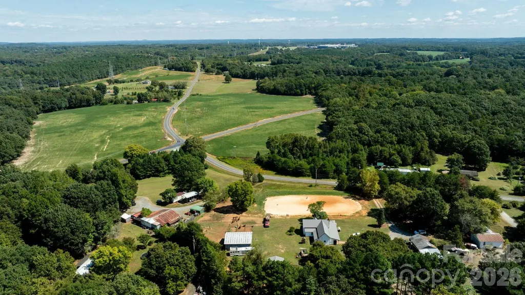 15869 Silver Road Oakboro NC 28129