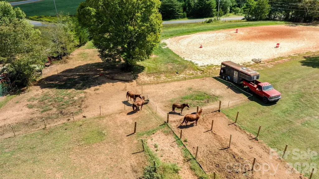 15869 Silver Road Oakboro NC 28129