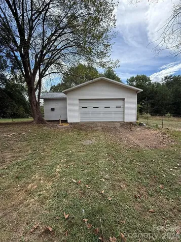 15869 Silver Road Oakboro NC 28129